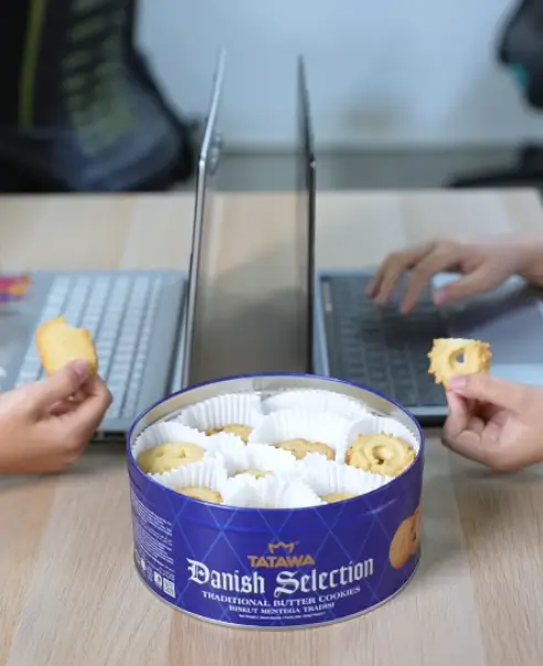 Tatawa products sharing Danish cookies